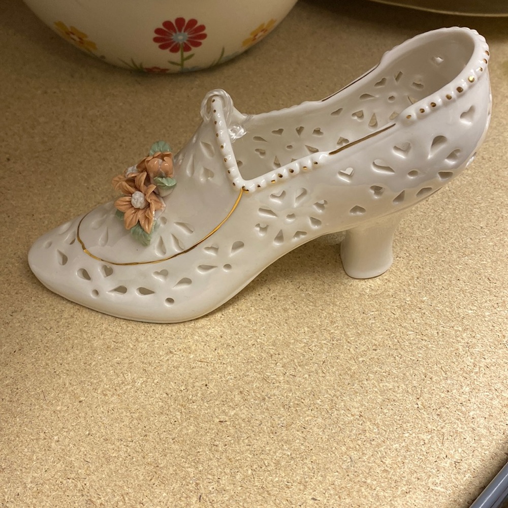 Ceramic Shoe Decor